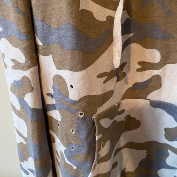 MAZIK Camouflage  Hoodie Sz L-  NWOT - Picture 3 of 8